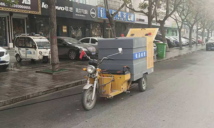 小型高压清洗车环卫路面清洗作业