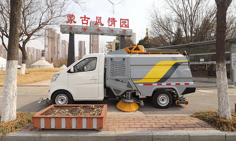 纯电动洗扫车：高效环保的清洁利器