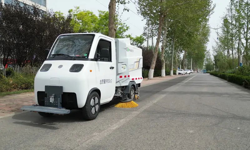 新能源洗扫车——城市道路清洁的绿色先锋