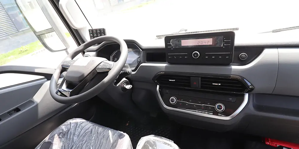 新能源垃圾压缩车_垃圾压缩车_纯电动垃圾车_电动垃圾压缩车