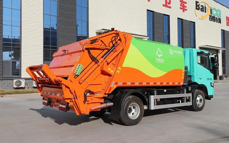 新能源压缩式垃圾车BY-YS8000